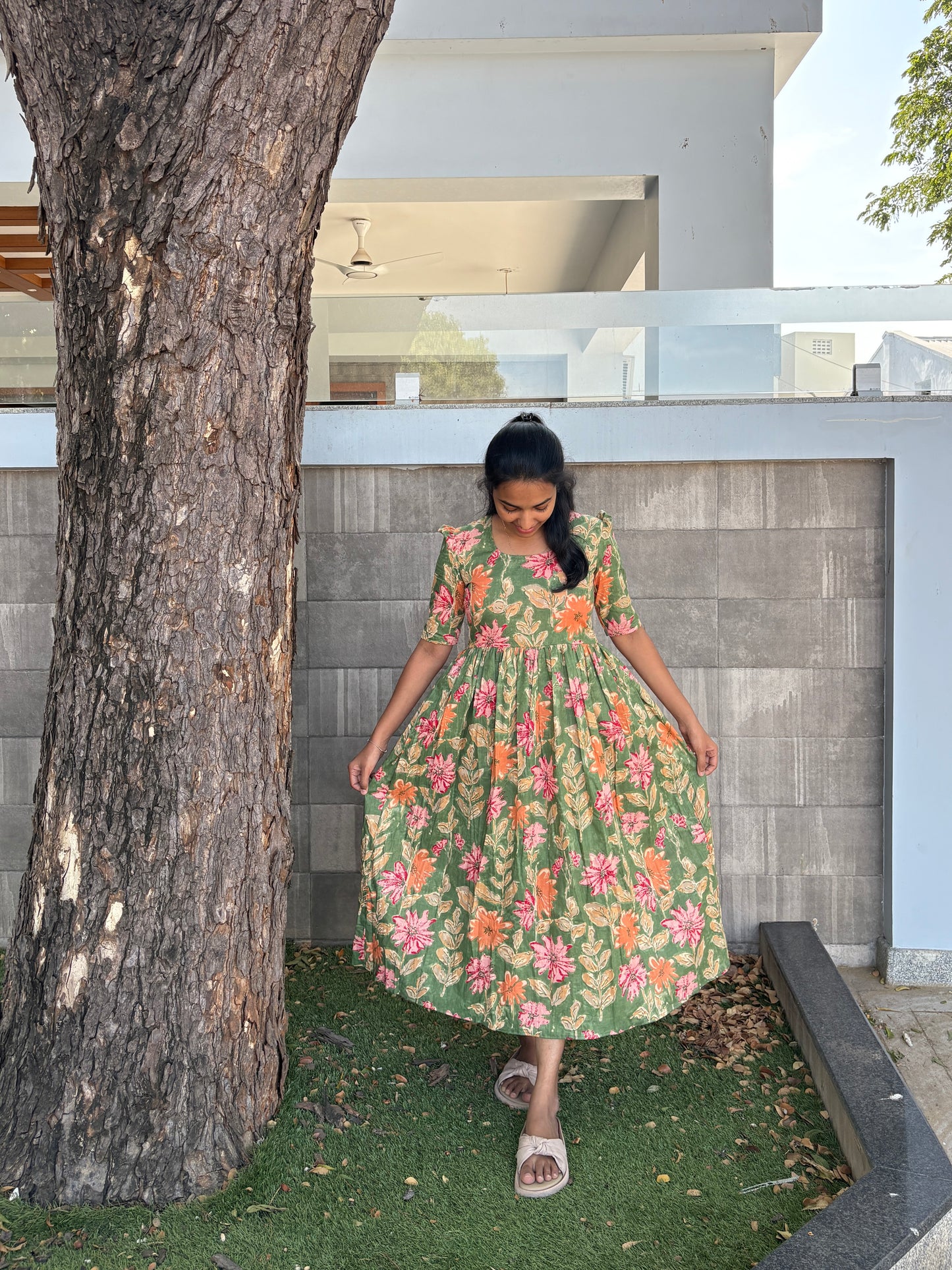 Green floral maxi