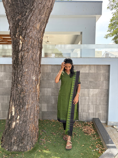 Green handloom kurti set