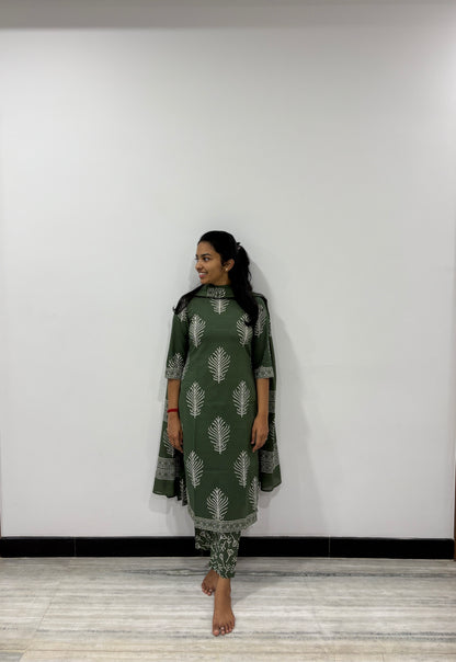 Green floral kurti set