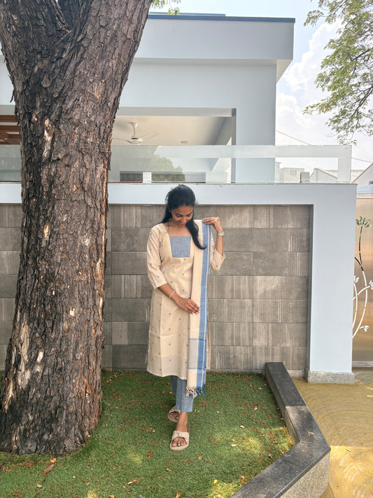 Beige cotton set