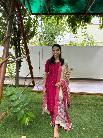 Pink colour premium suit set