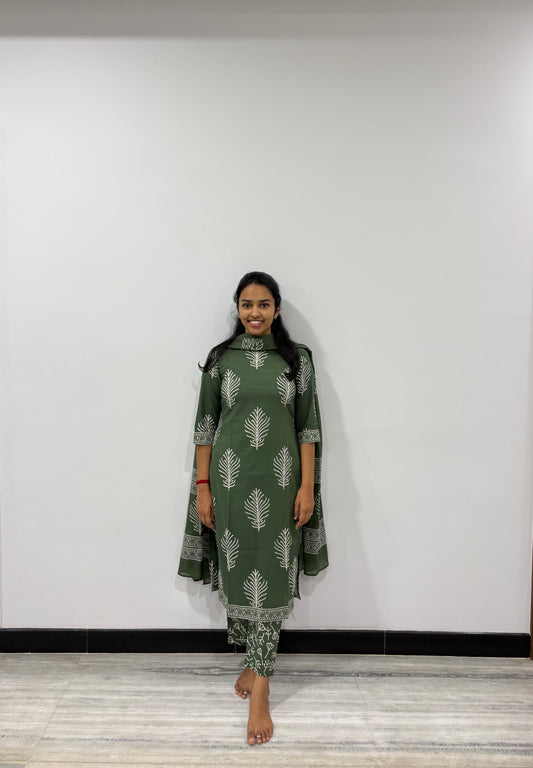 Green floral kurti set