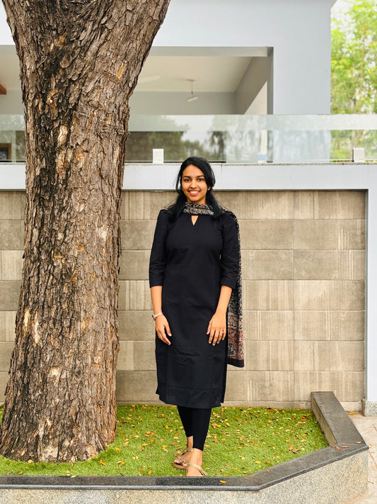 Black Kurti with kalamkari duppata