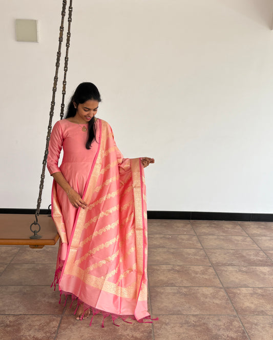 Peach banarasi kurti set