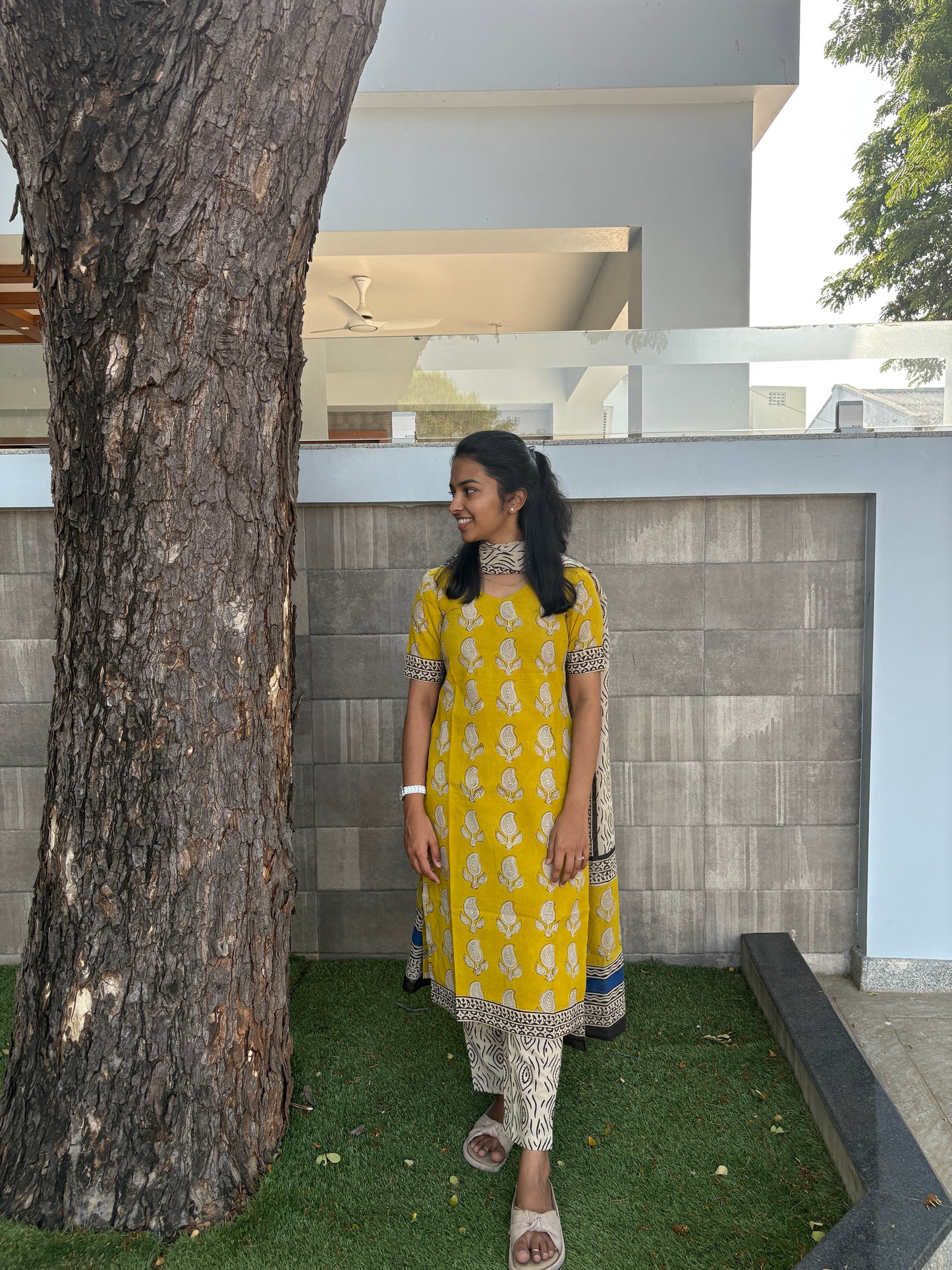 Yellow suit set ( pre order )