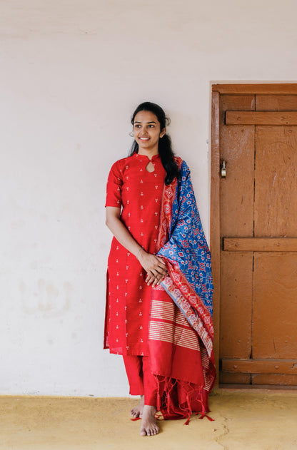 Red kurti set