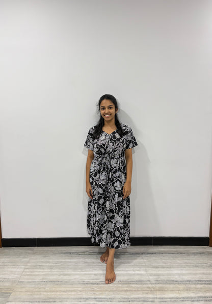 Black and white kaftan