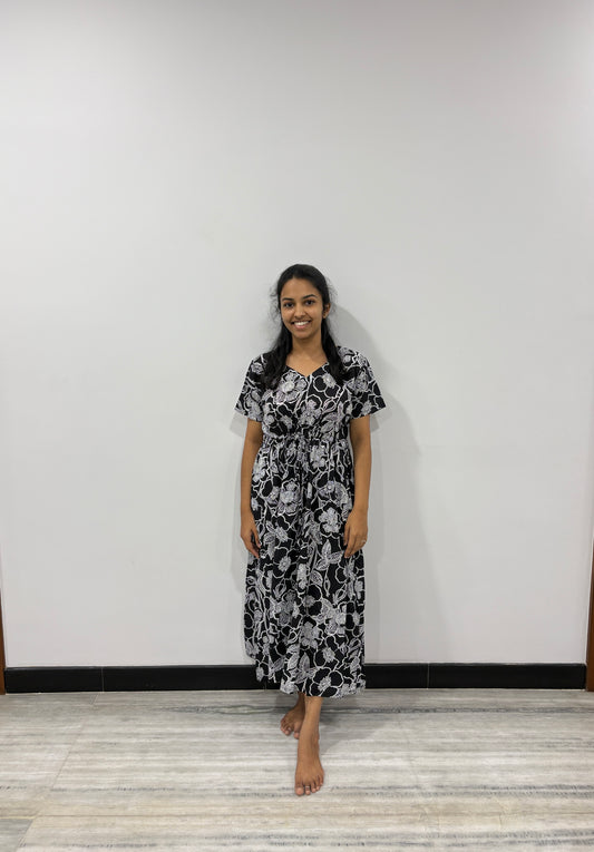 Black and white kaftan