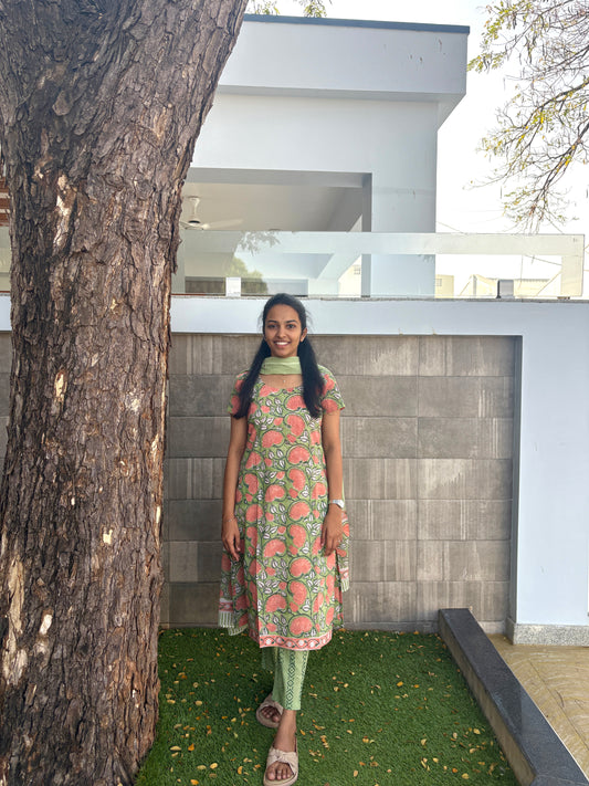 Pista green kurti set