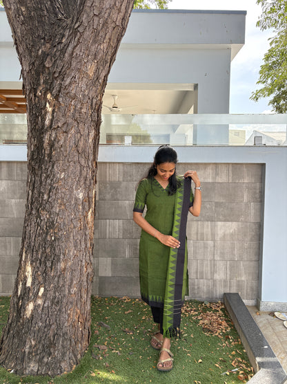 Green handloom kurti set